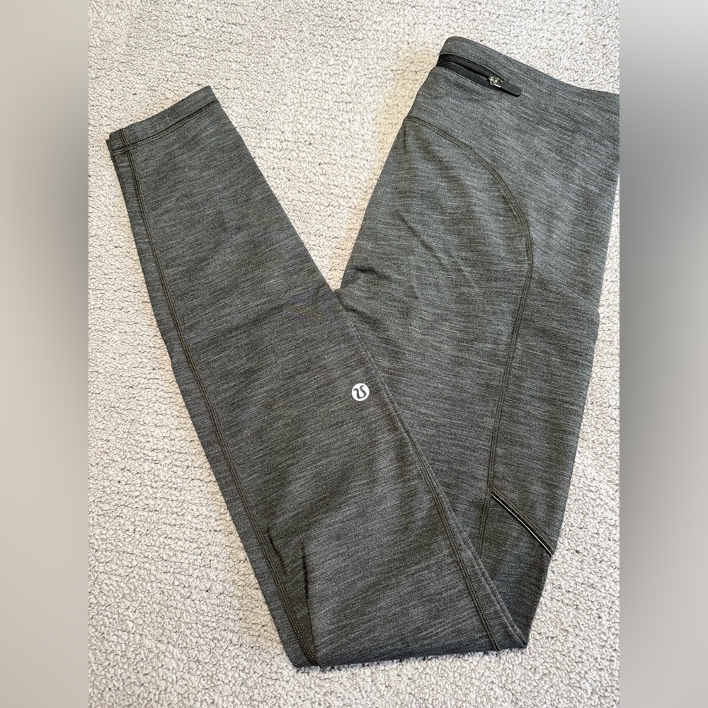 Lululemon Compression Running Tight- Size 6, Heather Grey